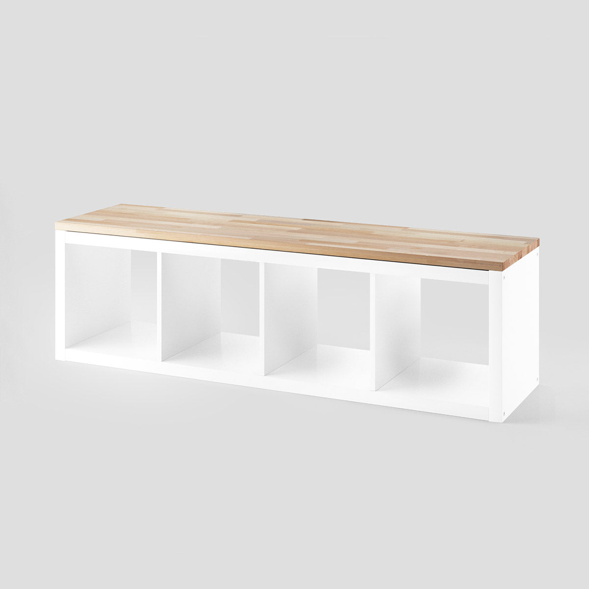 4-faches Kallax Sideboard mit einer Deckplatte aus Holz. Das Kallax Regal ist horizontal aufgestellt.